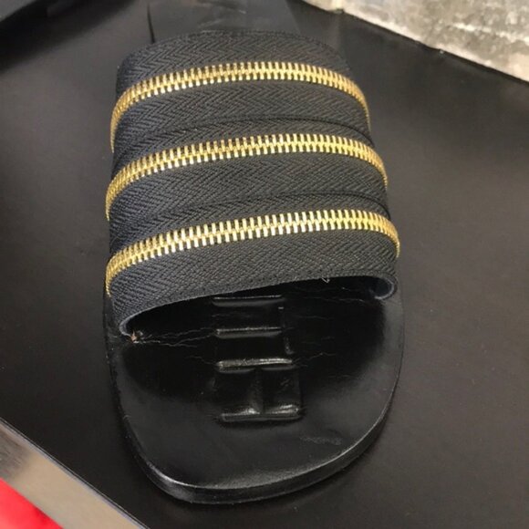 JAMES SMITH The Zip Slide Sandal - Picture 5 of 10